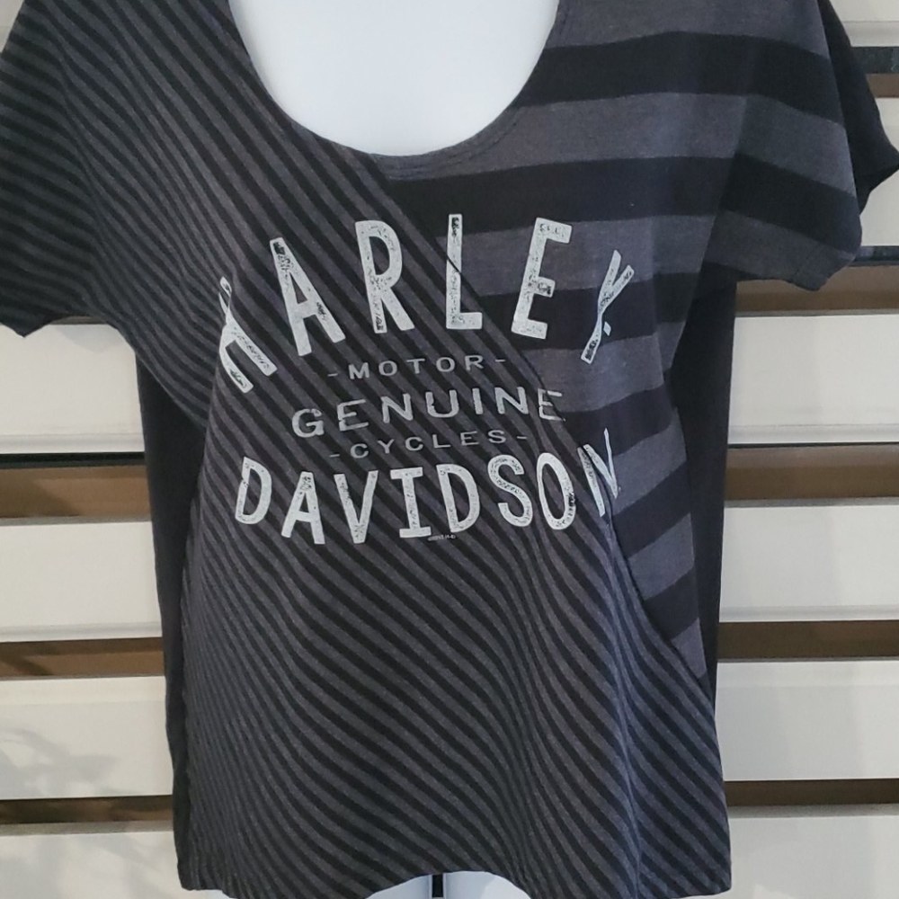 HARLEY  DAVIDSON tshirt.     #1953